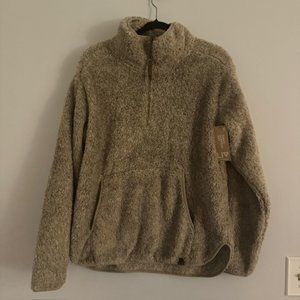 LIV Outdoor Women's Sherpa Pullover Size Large NEW!!!